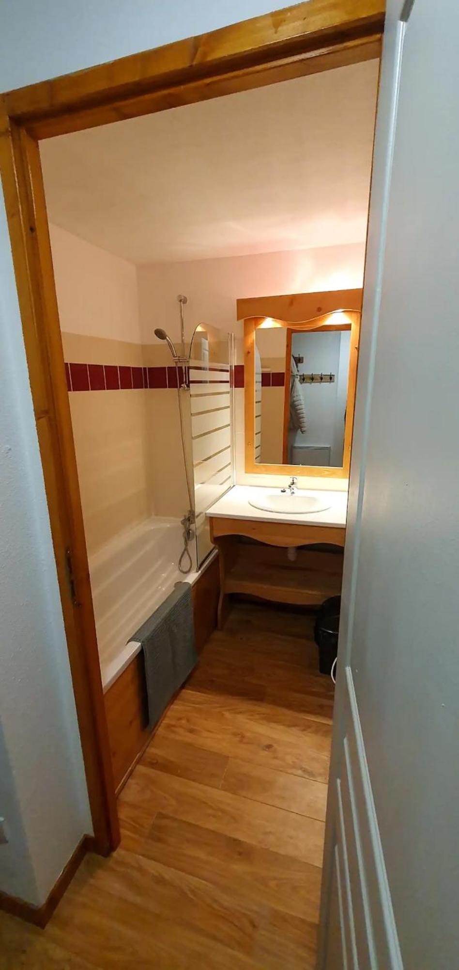 Appartement 3 Etoiles Au Pied Des Pistes Avec Balcon Ete Chamrousse Esterno foto