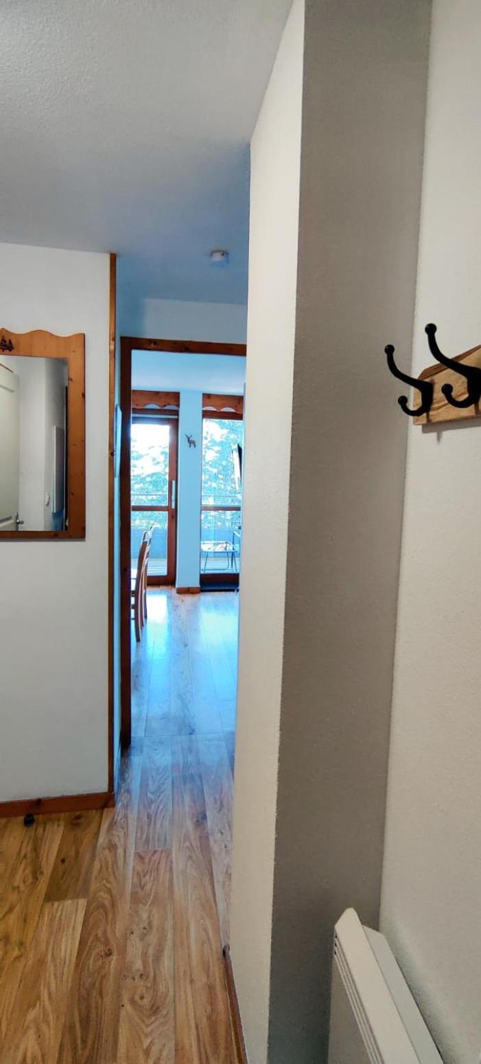 Appartement 3 Etoiles Au Pied Des Pistes Avec Balcon Ete Chamrousse Esterno foto